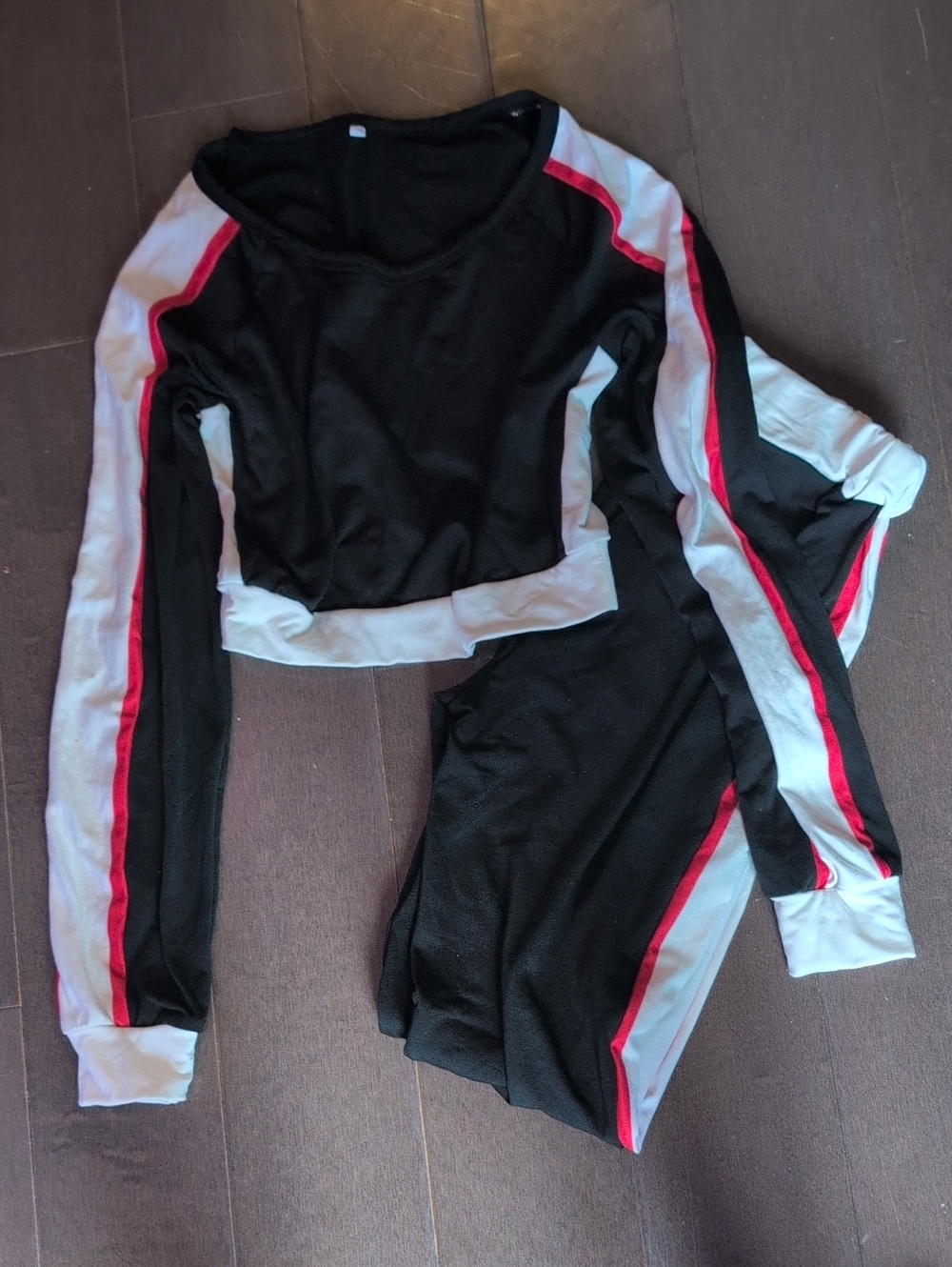 Women's Black Long-Sleeve Crop Top with Matching Leggings Set